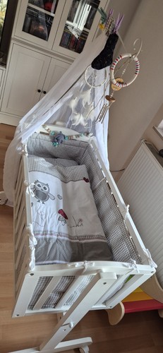 Weißer baby stubenwagen - baby,